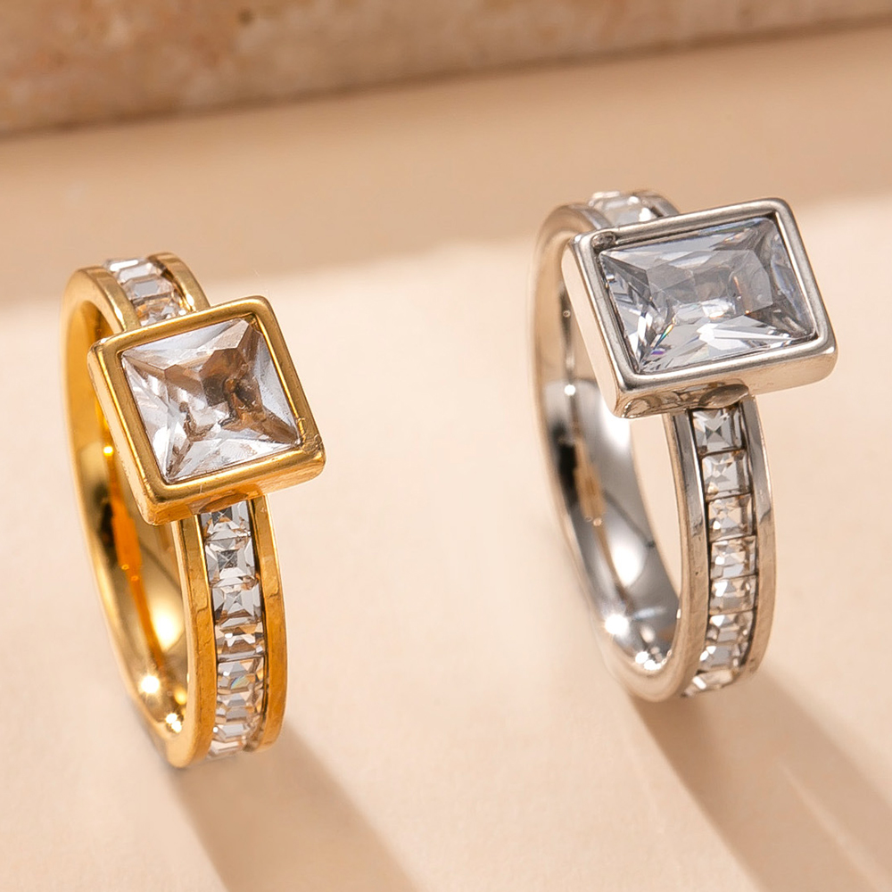 Classic Retro Double-layer Zir - Initial Ring Custom recension och pris