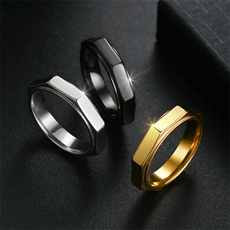 5MM Fashion Hexagon Titanium S - Initial Ring Custom recension och pris
